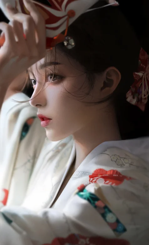 这是竹川萤吗？手拿着狐狸面具举过头顶和服装美女cosplay侧脸手机壁纸