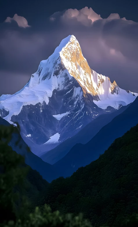 日照金山·雪山峰峦唯美写实风 高质感自然风光壁纸
