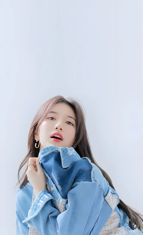 裴秀智·牛仔拼接穿搭 清新唯美风明星写真壁纸